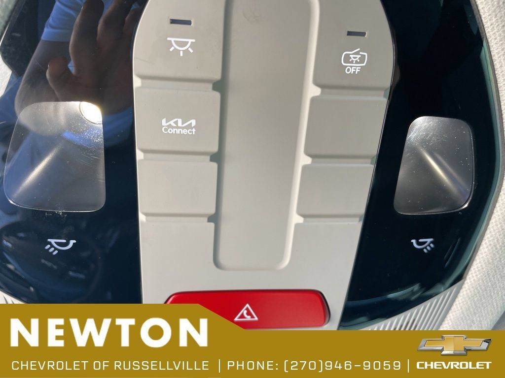 Used 2025 Kia K4 EX FWD image 18