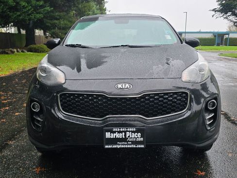 Used 2018 Kia Sportage LX image 9