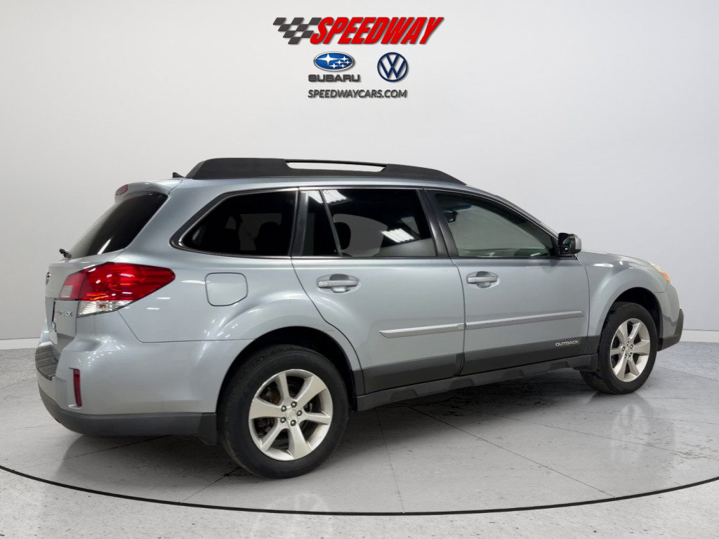 Used 2013 Subaru Outback 2.5i Limited w/ Moonroof Pkg AWD/4WD image 5