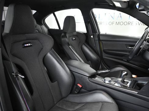 Used 2018 BMW M3 RWD image 29