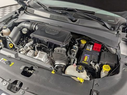 Used 2023 Jeep Compass Sport image 33