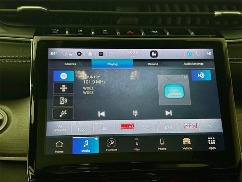 Used 2022 Jeep Grand Cherokee L Limited w/ Luxury Tech Group II image 19