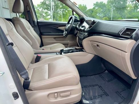 Used 2022 Honda Pilot Elite image 8
