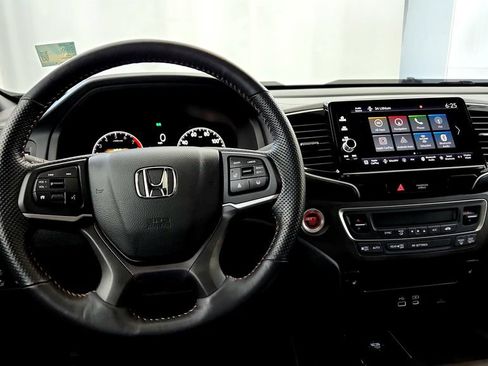 Used 2025 Honda Ridgeline TrailSport+ image 28