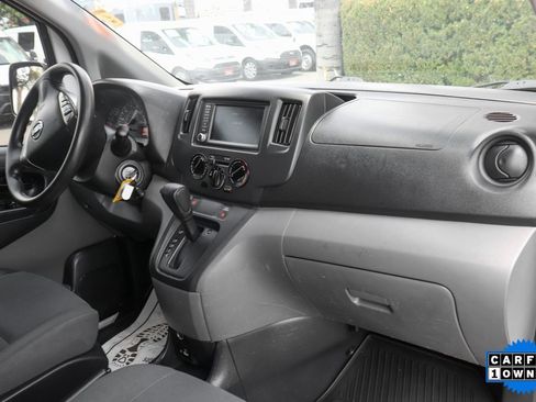 Used 2020 Nissan NV200 S image 27