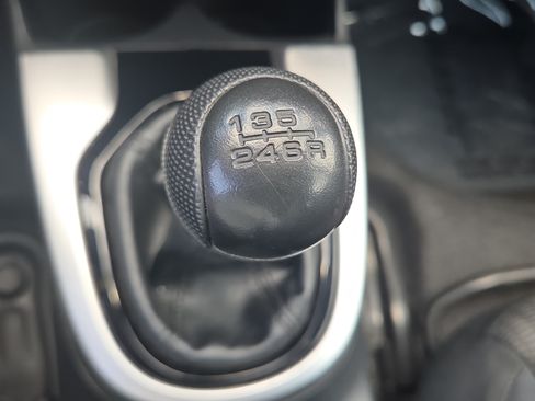 Used 2015 Honda Fit LX image 39
