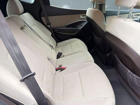 Used 2017 Hyundai Santa Fe Sport FWD image 28