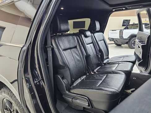 Used 2020 Ford Expedition Max XLT w/ Equipment Group 202A image 71