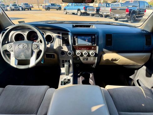 Used 2015 Toyota Sequoia SR5 image 13