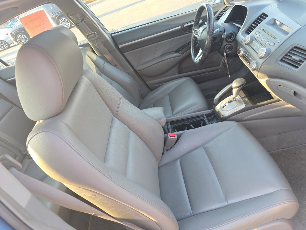 Used 2010 Honda Civic EX-L image 24