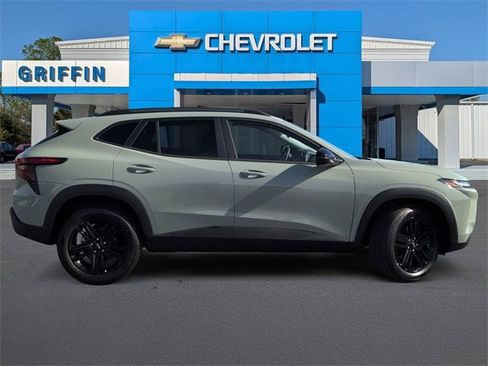 New 2026 Chevrolet Trax ACTIV w/ Sunroof Package image 3