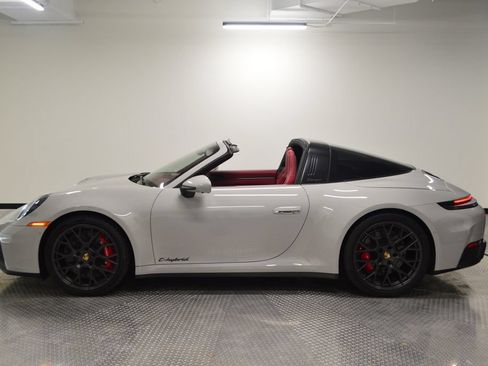 Certified 2025 Porsche 911 Targa 4 GTS AWD/4WD image 2