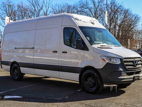Used 2024 Mercedes-Benz Sprinter 2500 w/ Acoustic Package image 1