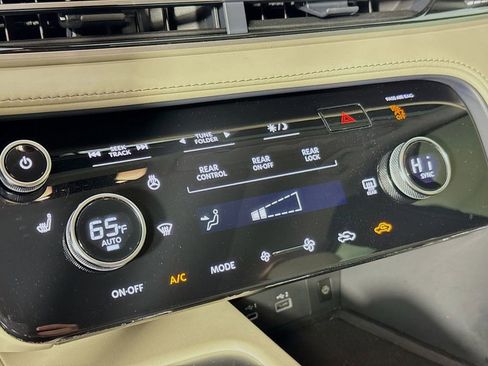 Used 2024 INFINITI QX60 Pure image 15