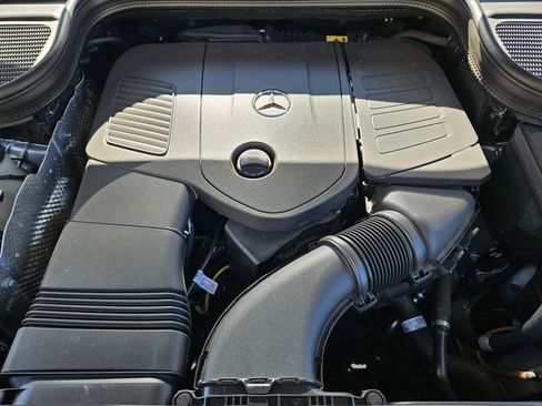 Certified 2025 Mercedes-Benz GLE 350 4MATIC image 32