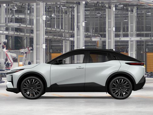 New 2026 Toyota C-HR AWD/4WD image 4