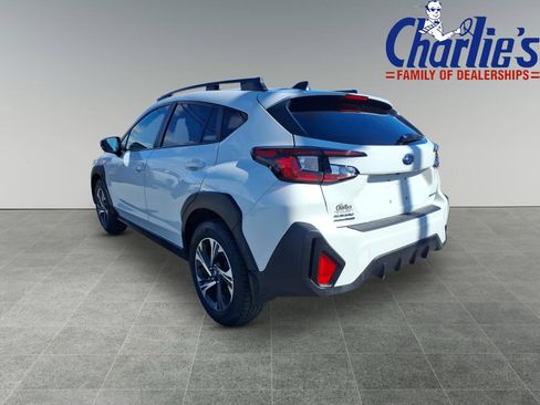 Used 2024 Subaru Crosstrek 2.0i Premium image 5