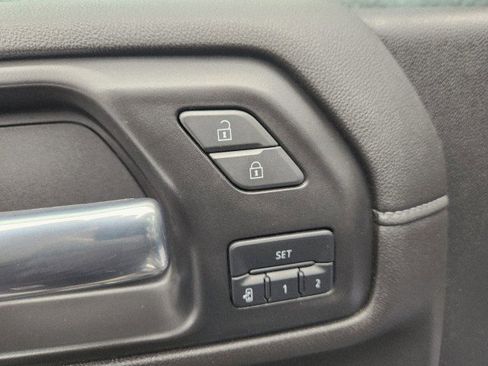 Used 2023 Chevrolet Silverado 2500 High Country w/ Z71 Off-Road Package image 32