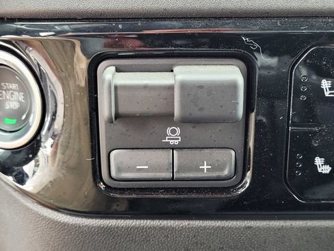 Used 2026 GMC Sierra 1500 Elevation AWD/4WD image 12