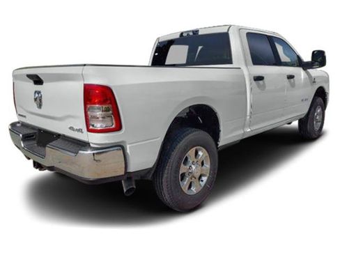 Used 2024 RAM 3500 Big Horn AWD/4WD image 5