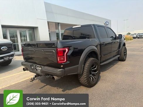 Used 2018 Ford F150 Raptor w/ Equipment Group 802A Luxury AWD/4WD image 13