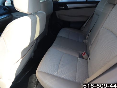 Used 2015 Subaru Outback 2.5i Premium image 10