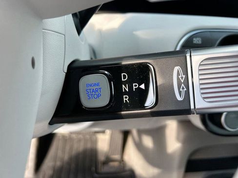 New 2026 Hyundai Palisade Limited FWD image 32