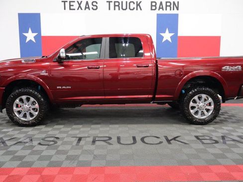 Used 2019 RAM 2500 Laramie AWD/4WD image 1
