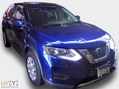 Used 2018 Nissan Rogue S image 20