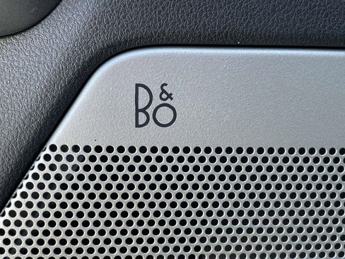 Used 2024 Ford F250 Lariat w/ Sport Appearance Package image 15