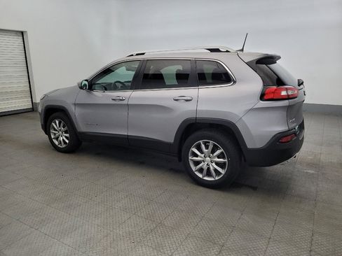 Used 2018 Jeep Cherokee Limited AWD/4WD image 3