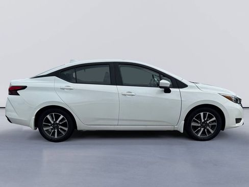 New 2025 Nissan Versa SV image 6