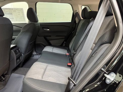 Certified 2026 Nissan Rogue SV AWD/4WD image 15