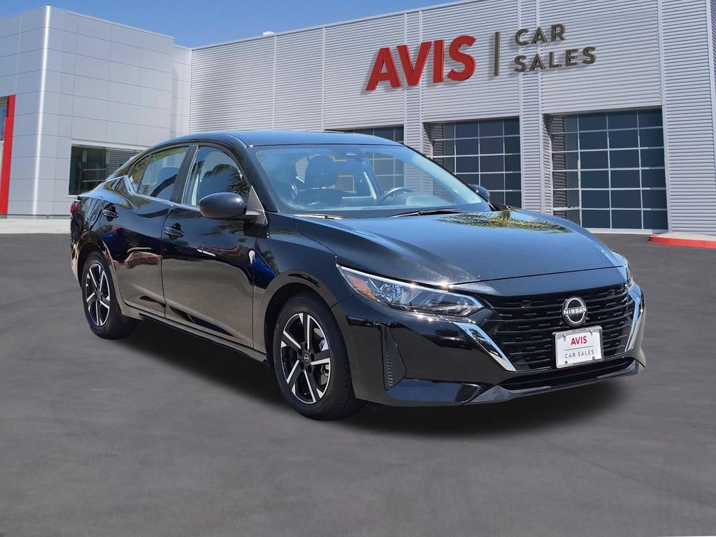 Used 2025 Nissan Sentra SV FWD image 3