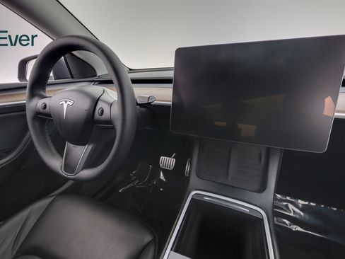 Used 2023 Tesla Model Y Performance AWD/4WD image 25