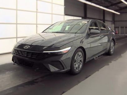 Used 2024 Hyundai Elantra SEL