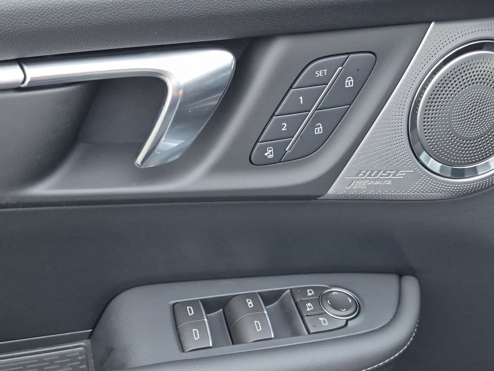 New 2026 Buick Enclave Avenir w/ Super Cruise Package FWD image 24