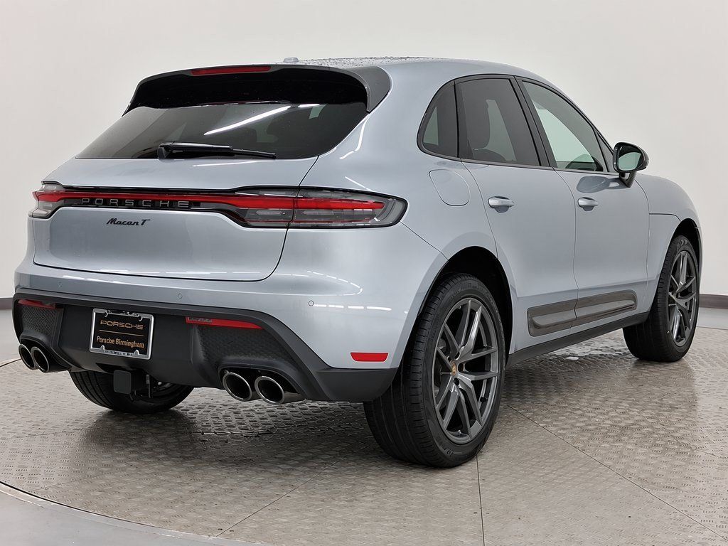 Used 2026 Porsche Macan Turbo AWD/4WD image 9