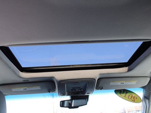 Used 2019 Chevrolet Suburban LT image 29