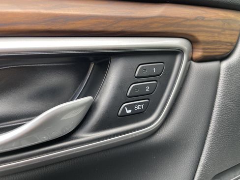 Used 2022 Honda CR-V EX-L image 16