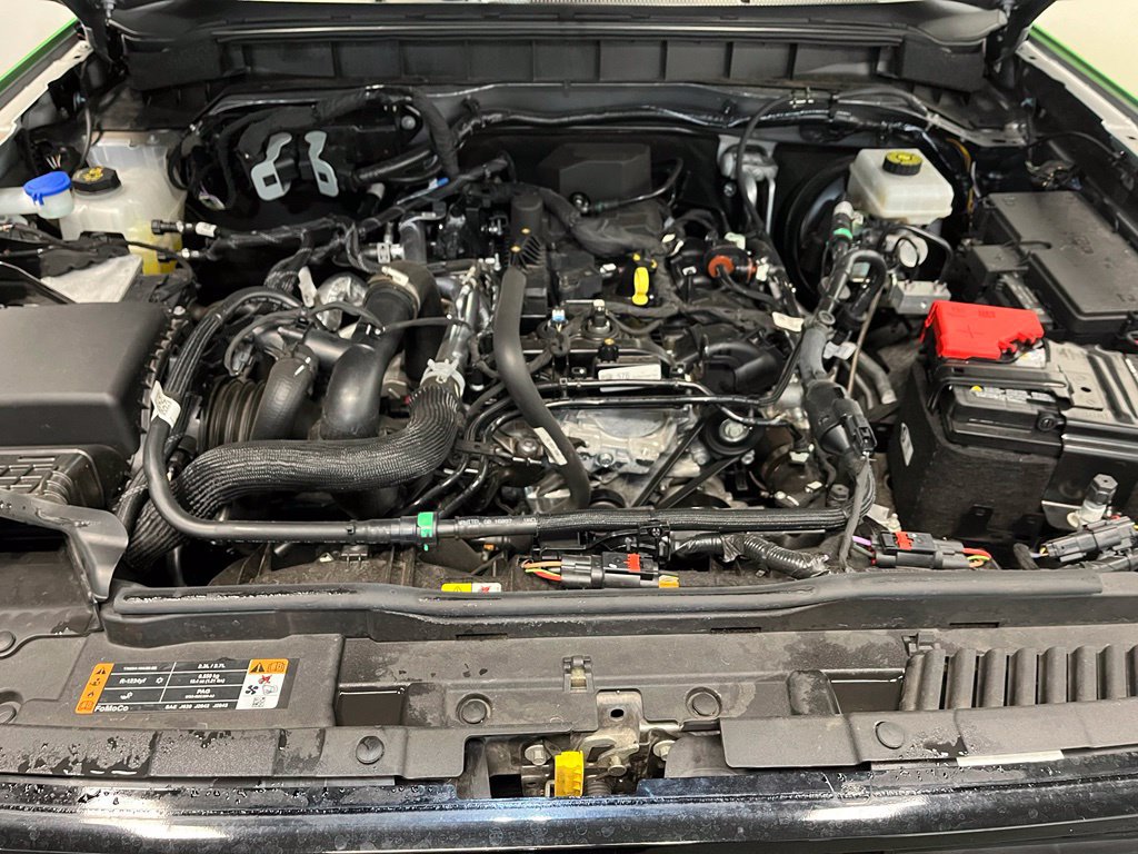 Used 2024 Ford Bronco Outer Banks AWD/4WD image 19
