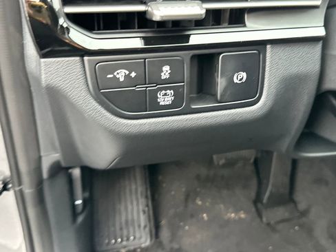 New 2026 Kia Sportage LX image 12