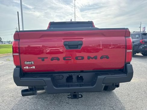 Used 2026 Toyota Tacoma SR AWD/4WD image 5