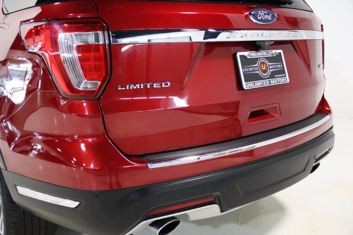Used 2018 Ford Explorer Limited AWD/4WD image 24