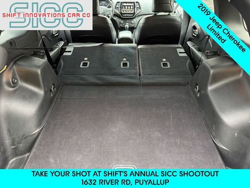 Used 2019 Jeep Cherokee Limited image 25