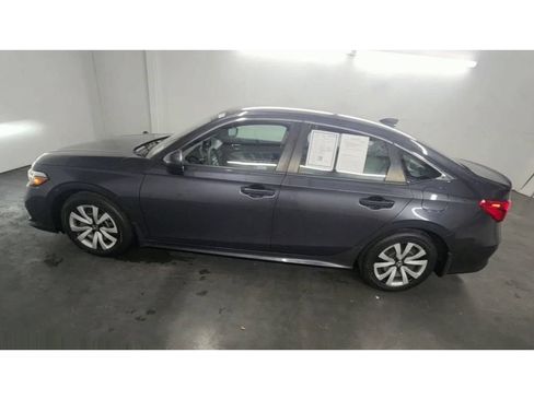 Used 2022 Honda Civic LX image 5
