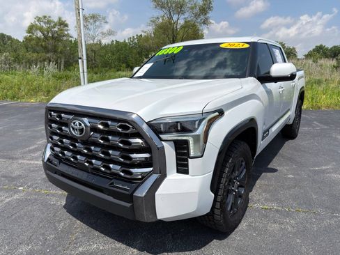 Used 2023 Toyota Tundra Platinum AWD/4WD image 2