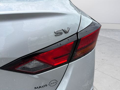 Certified 2023 Nissan Altima 2.5 SV FWD image 38