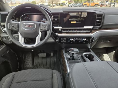 New 2026 GMC Sierra 1500 Elevation image 15