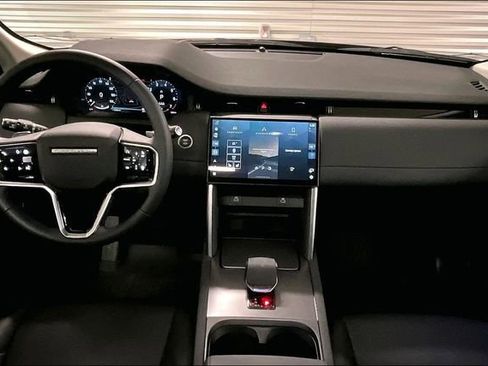 Certified 2025 Land Rover Discovery Sport S image 18